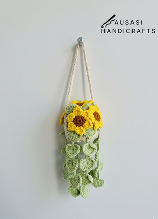 Crochet Sunflower Hanging Pot (Light Green)