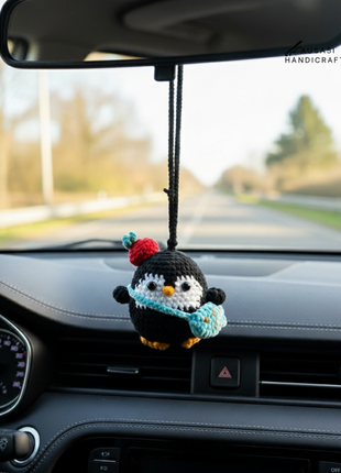 Penguin Crochet Hanger/ Keychain