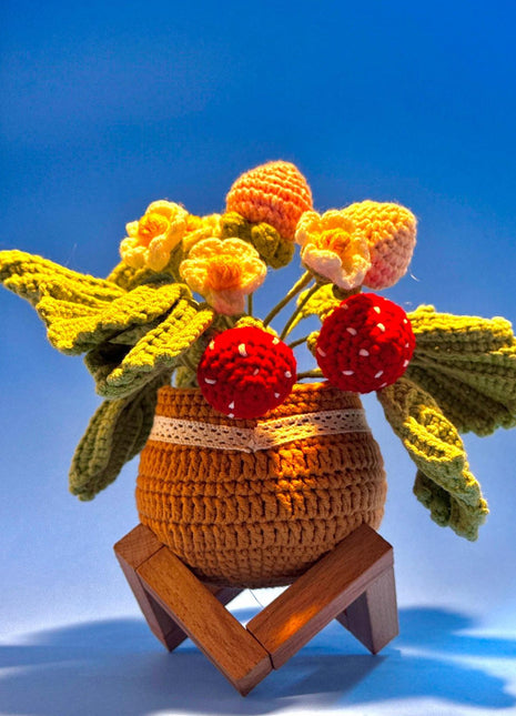 Strawberry Bloom Pot