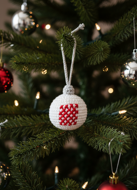 Crochet Whitesnow Ornament